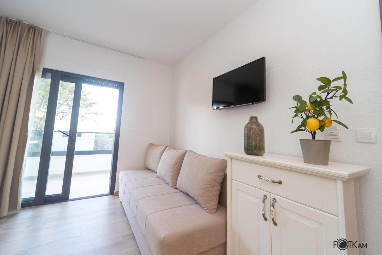 Libar Studio Apartments Baška Voda Eksteriør billede