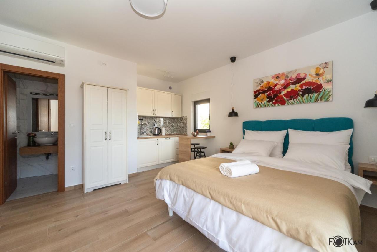 Libar Studio Apartments Baška Voda Eksteriør billede