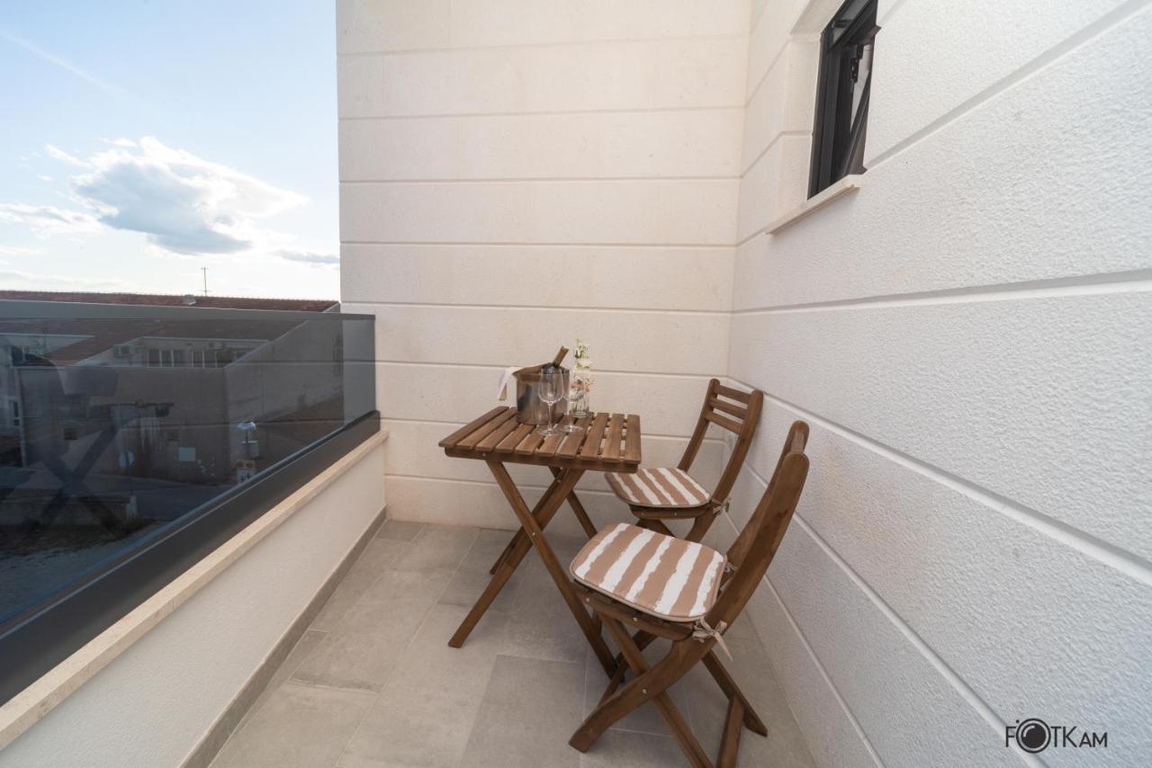 Libar Studio Apartments Baška Voda Eksteriør billede